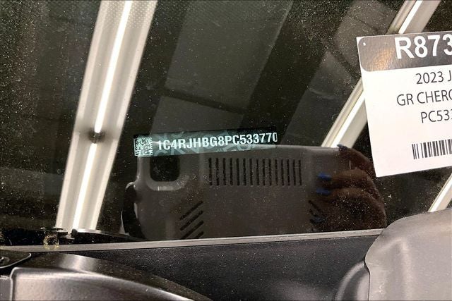 2023 Jeep Grand Cherokee Limited 4x4 - Adaptive Cruise - Blind Spot Detection