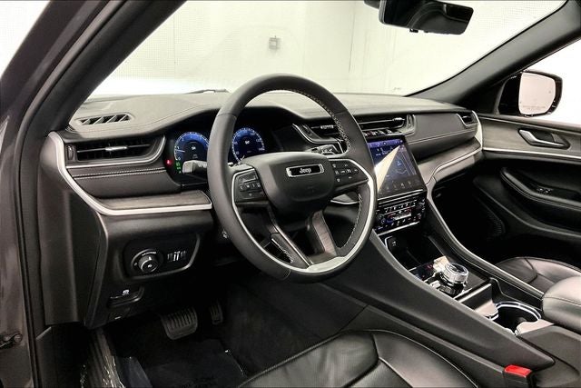 2024 Jeep Grand Cherokee Limited 4x4 - Black Appearance Pkg - Pano Roof