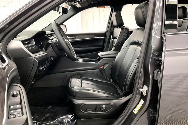 2024 Jeep Grand Cherokee Limited 4x4 - Black Appearance Pkg - Pano Roof