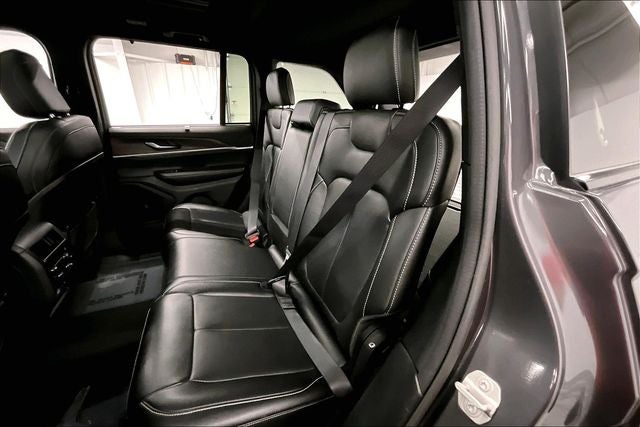 2024 Jeep Grand Cherokee Limited 4x4 - Black Appearance Pkg - Pano Roof