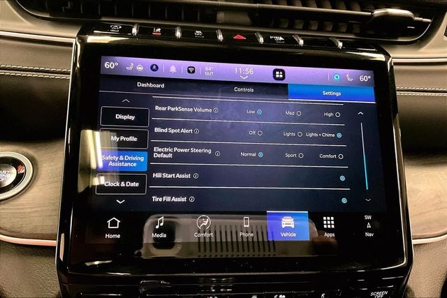 2024 Jeep Grand Cherokee Limited 4x4 - Black Appearance Pkg - Pano Roof