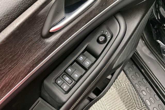 2024 Jeep Grand Cherokee Limited 4x4 - Black Appearance Pkg - Pano Roof