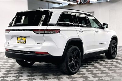 2023 Jeep Grand Cherokee Limited 4x4-Pano Roof-Adaptive Cruise-Htd Seats