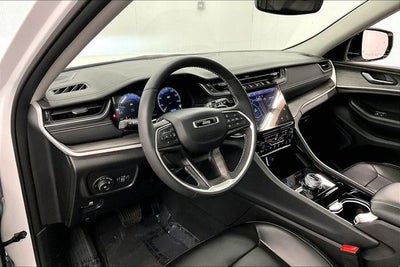 2023 Jeep Grand Cherokee Limited 4x4-Pano Roof-Adaptive Cruise-Htd Seats