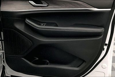 2023 Jeep Grand Cherokee Limited 4x4-Pano Roof-Adaptive Cruise-Htd Seats