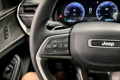 2023 Jeep Grand Cherokee Limited 4x4-Pano Roof-Adaptive Cruise-Htd Seats