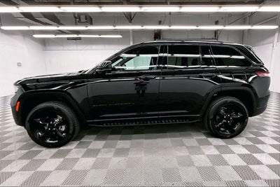 2024 Jeep Grand Cherokee Limited 4x4-Pano Roof-Adaptive Cruise-Htd/Cooled Leather