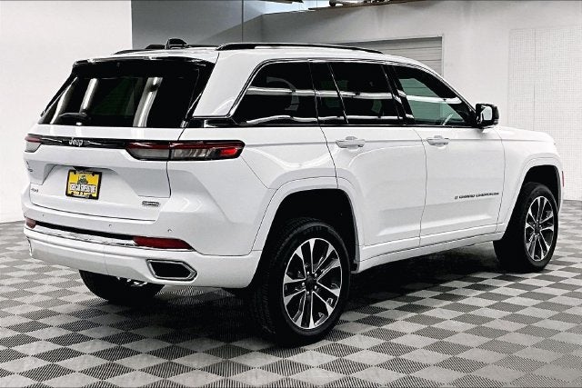 2023 Jeep Grand Cherokee Overland Panoramic Roof-4X4-Adaptive Cruise