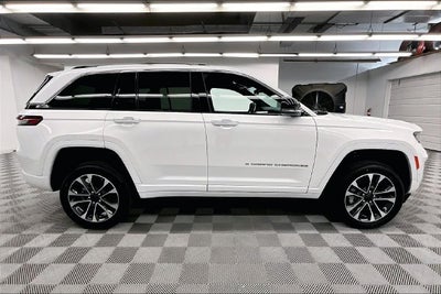 2023 Jeep Grand Cherokee Overland Panoramic Roof-4X4-Adaptive Cruise