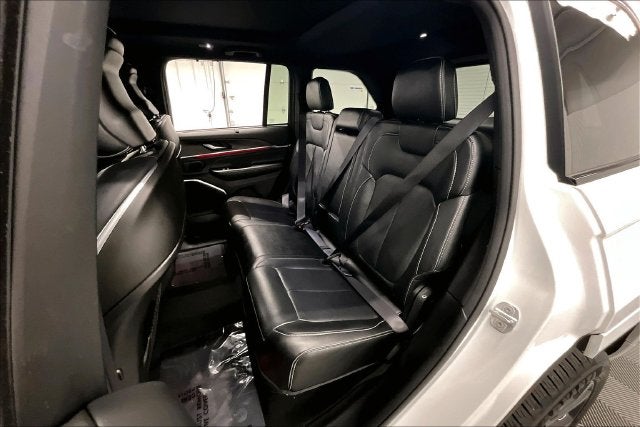 2023 Jeep Grand Cherokee Overland Panoramic Roof-4X4-Adaptive Cruise