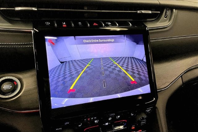 2023 Jeep Grand Cherokee Overland Panoramic Roof-4X4-Adaptive Cruise