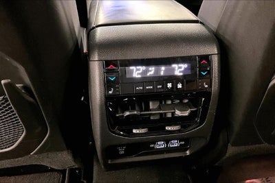 2023 Jeep Grand Cherokee Overland Panoramic Roof-4X4-Adaptive Cruise