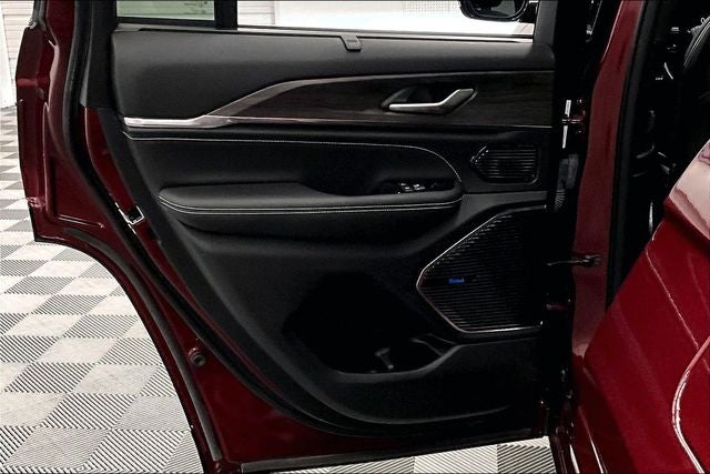 2024 Jeep Grand Cherokee Overland