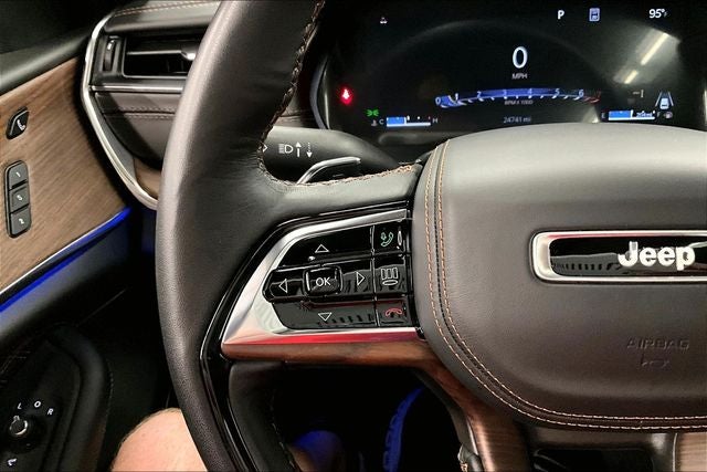 2025 Jeep Grand Cherokee Summit