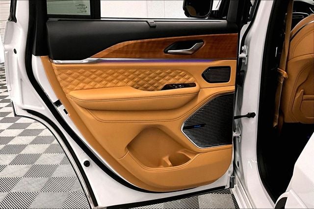 2024 Jeep Grand Cherokee Summit Reserve