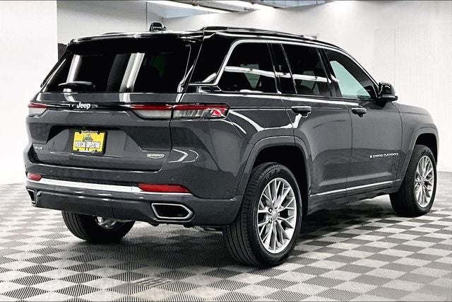 2025 Jeep Grand Cherokee Summit