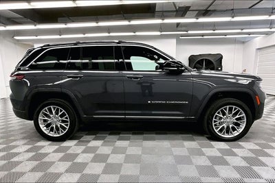 2025 Jeep Grand Cherokee Summit
