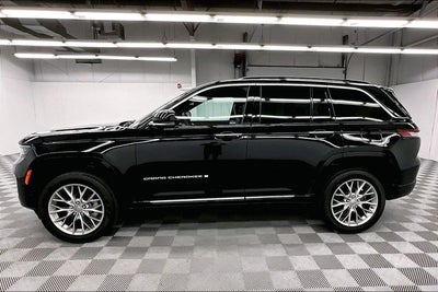 2024 Jeep Grand Cherokee Summit 4x4 - Pano Roof - Htd/Cooled Massaging Seats