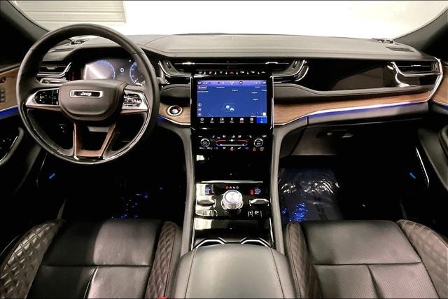 2024 Jeep Grand Cherokee Summit 4x4 - Pano Roof - Htd/Cooled Massaging Seats
