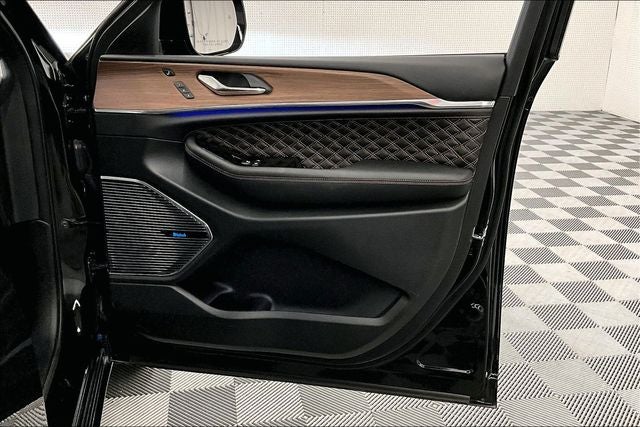 2024 Jeep Grand Cherokee Summit 4x4 - Pano Roof - Htd/Cooled Massaging Seats