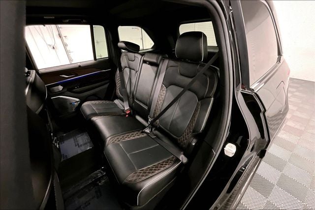 2024 Jeep Grand Cherokee Summit 4x4 - Pano Roof - Htd/Cooled Massaging Seats