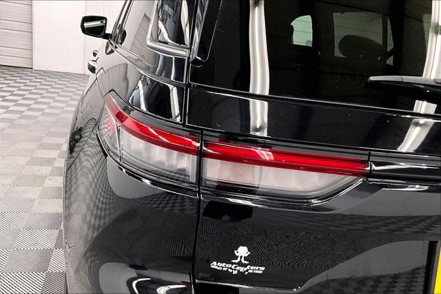 2024 Jeep Grand Cherokee Summit 4x4 - Pano Roof - Htd/Cooled Massaging Seats