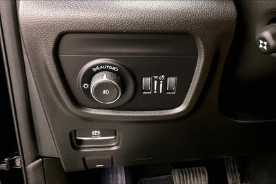 2024 Jeep Grand Cherokee Summit 4x4 - Pano Roof - Htd/Cooled Massaging Seats