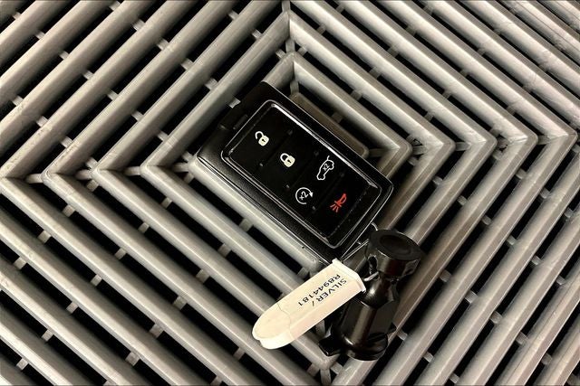 2024 Jeep Grand Cherokee Summit Reserve 4x4 - Pano Roof - Htd/Cooled Massaging Seats