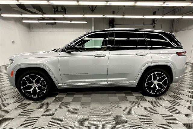 2024 Jeep Grand Cherokee Summit Reserve 4x4 - Pano Roof - Htd/Cooled Massaging Seats