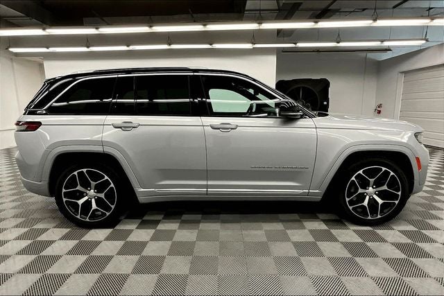 2024 Jeep Grand Cherokee Summit Reserve 4x4 - Pano Roof - Htd/Cooled Massaging Seats