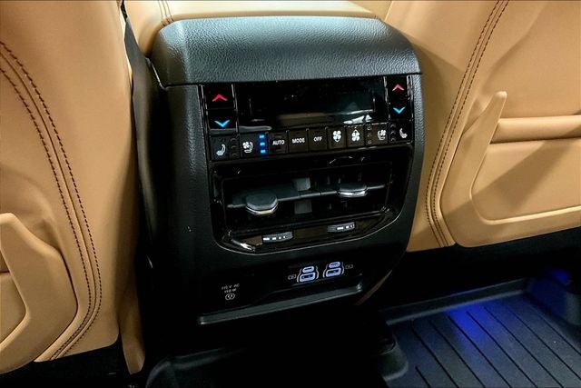 2024 Jeep Grand Cherokee Summit Reserve 4x4 - Pano Roof - Htd/Cooled Massaging Seats