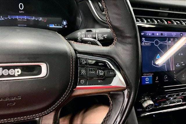 2023 Jeep Grand Cherokee Summit 4x4-Pano Roof-Htd/Cooled Massaging Leather