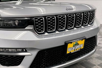 2023 Jeep Grand Cherokee Summit 4x4-Pano Roof-Htd/Cooled Massaging Leather