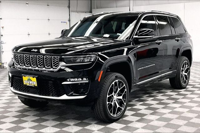 2023 Jeep Grand Cherokee Summit Reserve 4x4-Pano Roof-Htd/Cooled Massaging Leather