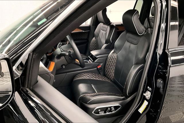 2023 Jeep Grand Cherokee Summit Reserve 4x4-Pano Roof-Htd/Cooled Massaging Leather