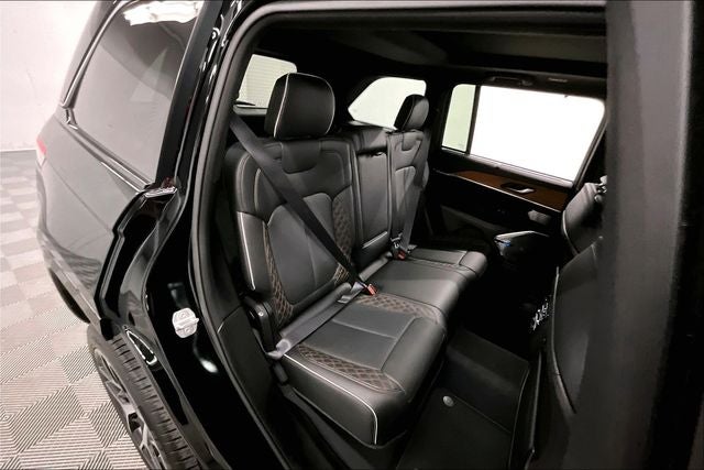 2023 Jeep Grand Cherokee Summit Reserve 4x4-Pano Roof-Htd/Cooled Massaging Leather