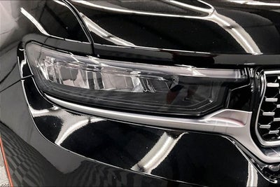 2023 Jeep Grand Cherokee Summit Reserve 4x4-Pano Roof-Htd/Cooled Massaging Leather
