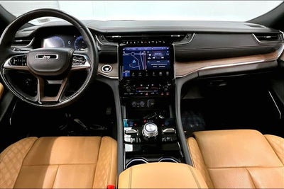 2024 Jeep Grand Cherokee Summit 4x4 - Pano Roof - Htd/Cooled Massaging Leather