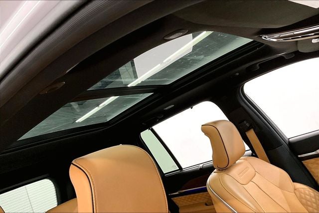 2024 Jeep Grand Cherokee Summit 4x4 - Pano Roof - Htd/Cooled Massaging Leather