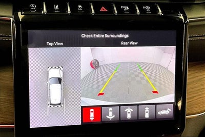 2024 Jeep Grand Cherokee Summit 4x4 - Pano Roof - Htd/Cooled Massaging Leather