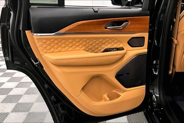 2024 Jeep Grand Cherokee Summit Reserve