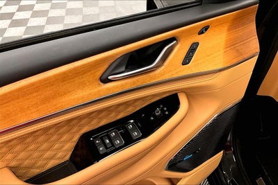 2024 Jeep Grand Cherokee Summit Reserve 4x4-Pano Roof-Htd/Cooled Massaging Leather
