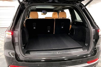 2024 Jeep Grand Cherokee Summit Reserve 4x4-Pano Roof-Htd/Cooled Massaging Leather