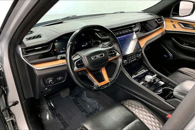 2022 Jeep Grand Cherokee Summit Reserve 4x4-Pano Roof-Htd/Cooled Massaging Leather