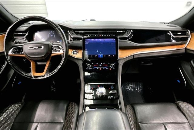 2022 Jeep Grand Cherokee Summit Reserve 4x4-Pano Roof-Htd/Cooled Massaging Leather