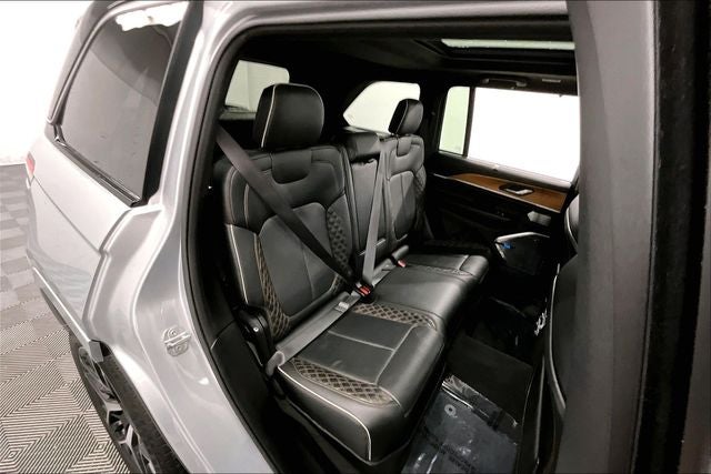 2022 Jeep Grand Cherokee Summit Reserve 4x4-Pano Roof-Htd/Cooled Massaging Leather