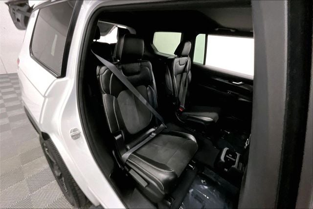 2023 Jeep Grand Cherokee L Altitude 4x4-Sunroof-Adaptive Cruise-Htd Seats