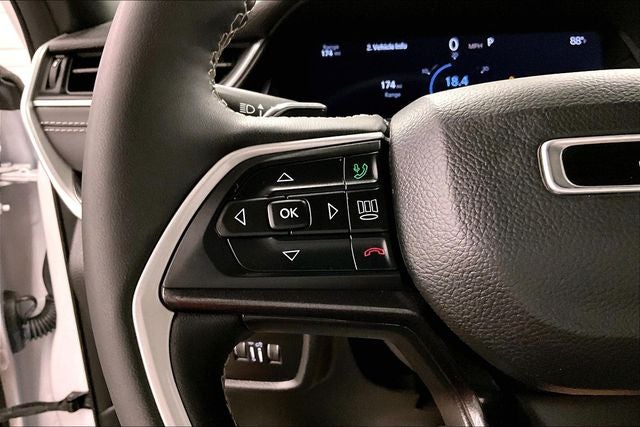 2023 Jeep Grand Cherokee L Altitude 4x4-Sunroof-Adaptive Cruise-Htd Seats