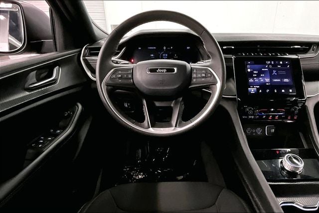 2024 Jeep Grand Cherokee L Laredo