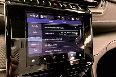 2025 Jeep Grand Cherokee L Altitude X 4x4-Sunroof-Adaptive Cruise-Htd Seats